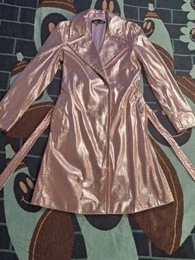 🌈METALLIC ROSE PINK CREPED VINYL TRENCH COAT-XS